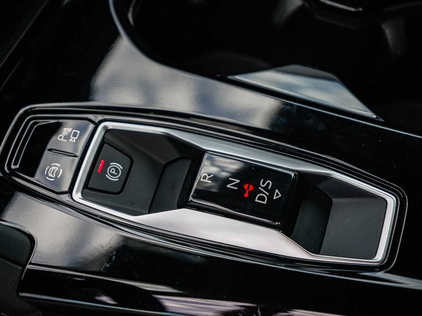 Thumbnail: 2025 Audi Q5 - 21
