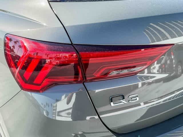 Thumbnail: 2025 Audi Q3 - 7