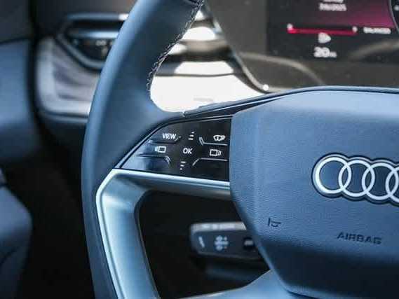 Thumbnail: 2025 Audi Q5 - 18