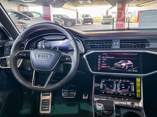 Thumbnail: 2025 Audi S6 - 13