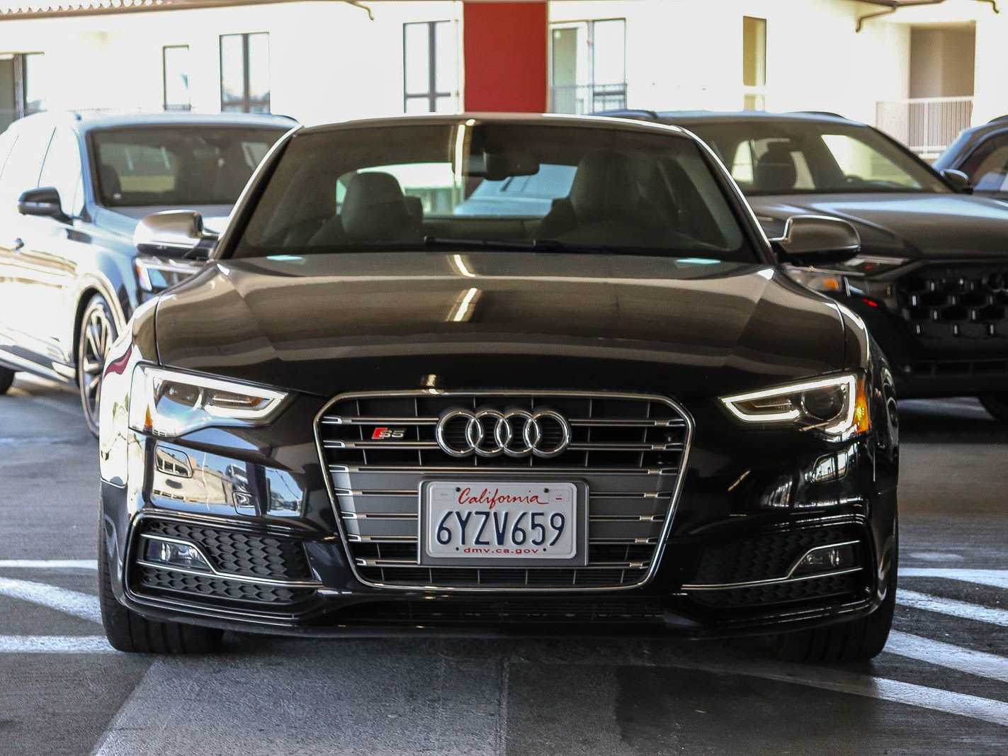 Thumbnail: 2013 Audi S5 - 6