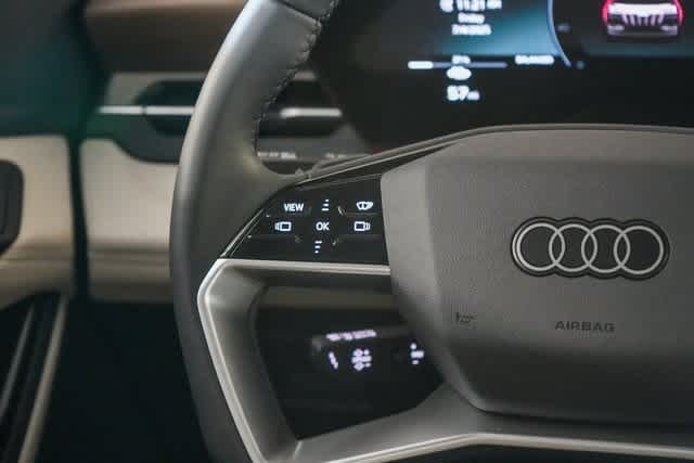 Thumbnail: 2025 Audi Q6 e-tron - 19