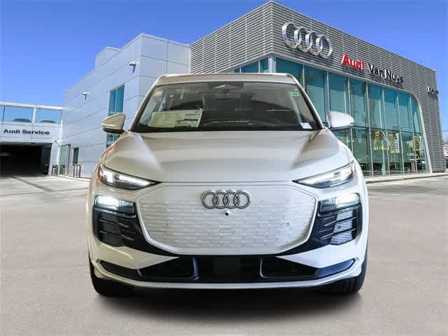 Thumbnail: 2025 Audi Q6 e-tron - 6