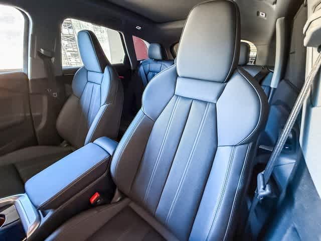 Thumbnail: 2025 Audi Q5 - 26