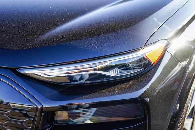 Thumbnail: 2025 Audi Q6 e-tron - 7