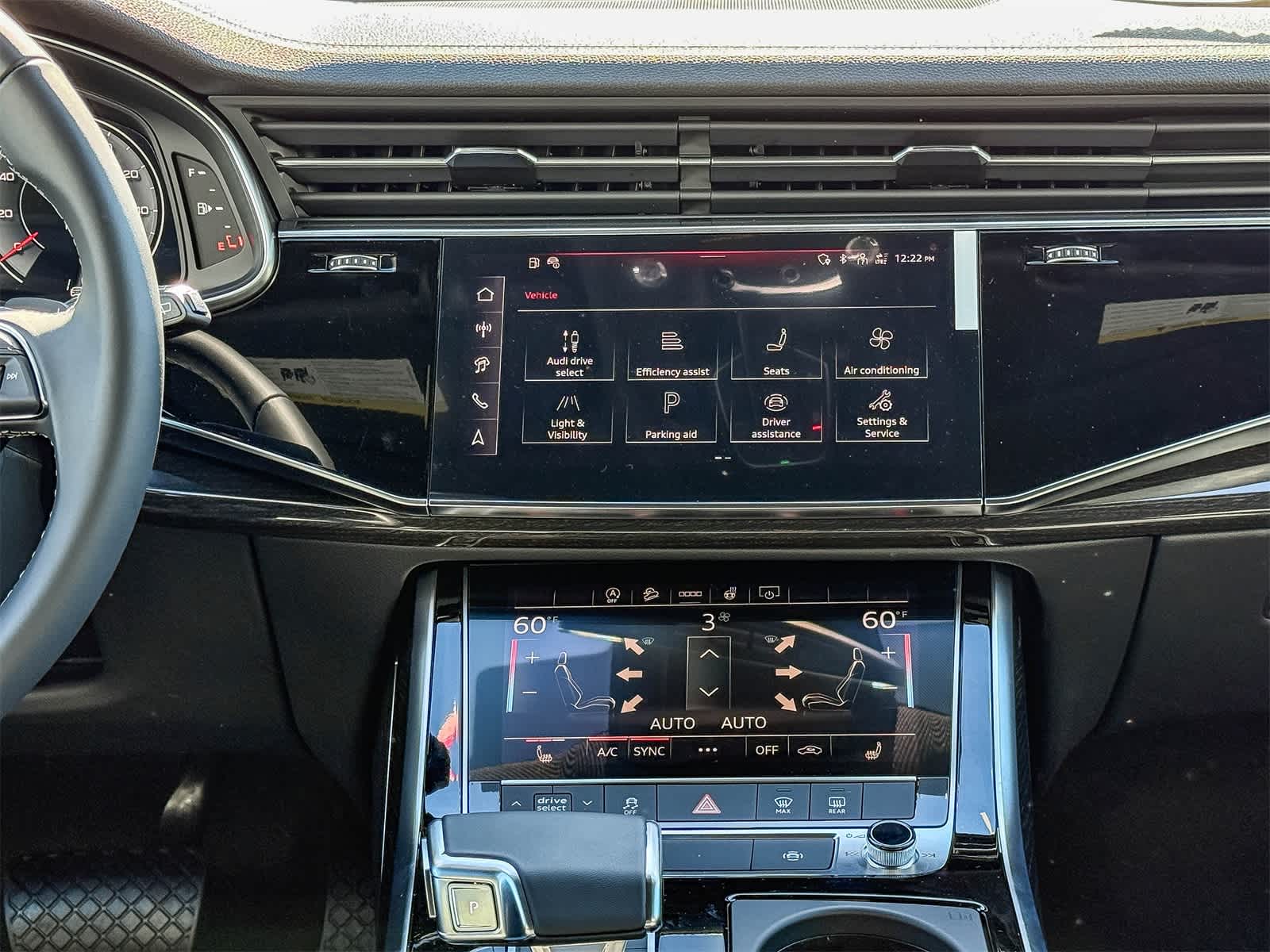 Thumbnail: 2026 Audi Q8 - 14