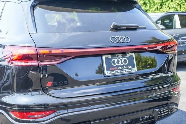 Thumbnail: 2025 Audi SQ6 e-tron - 11