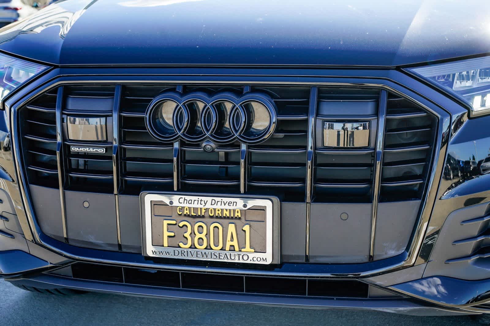 Thumbnail: 2023 Audi Q7 - 8