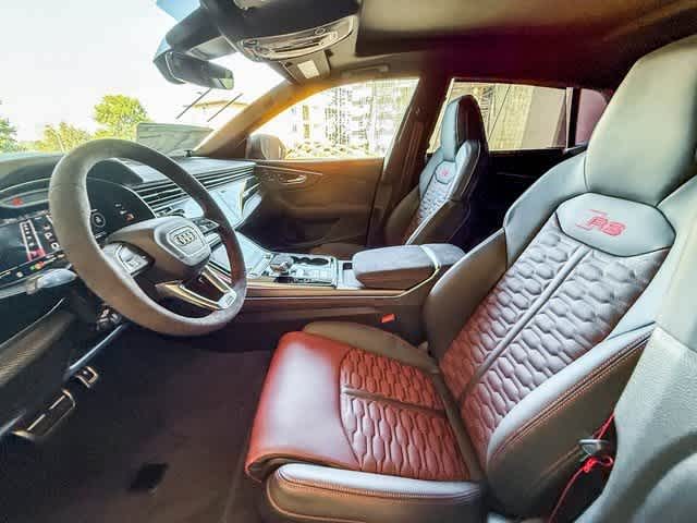 Thumbnail: 2026 Audi RS Q8 - 19