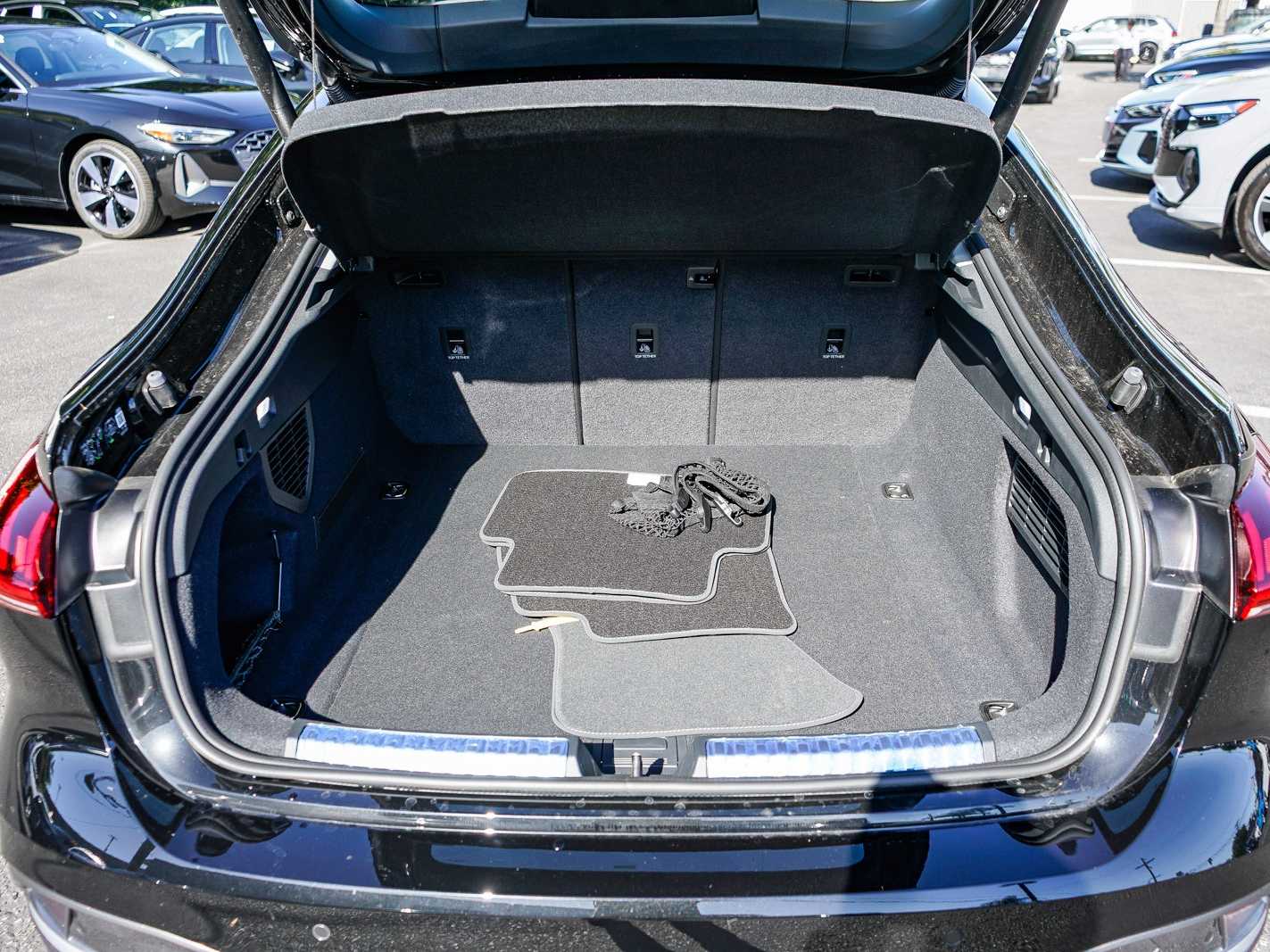 Thumbnail: 2025 Audi A5 - 26