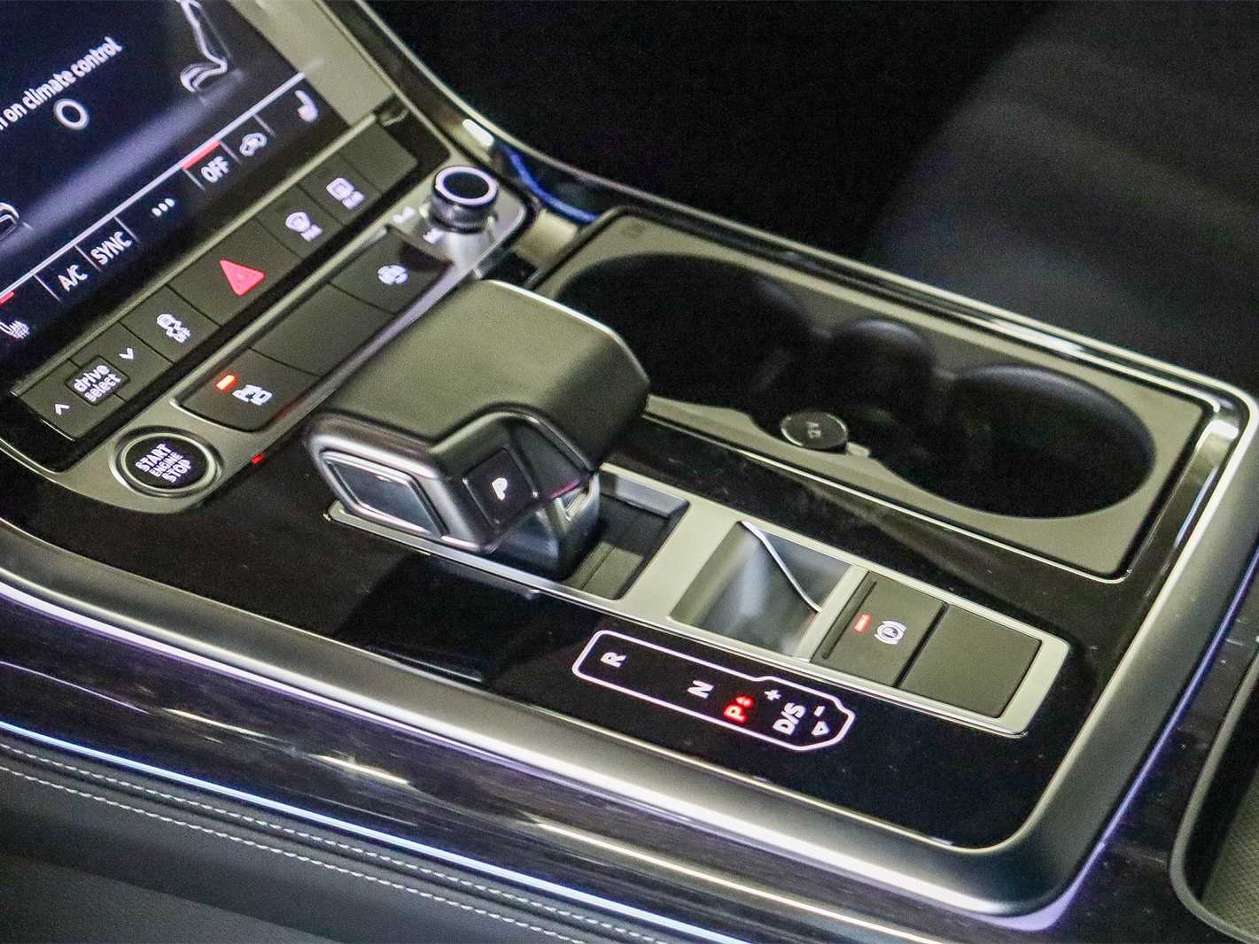 Thumbnail: 2026 Audi Q7 - 20