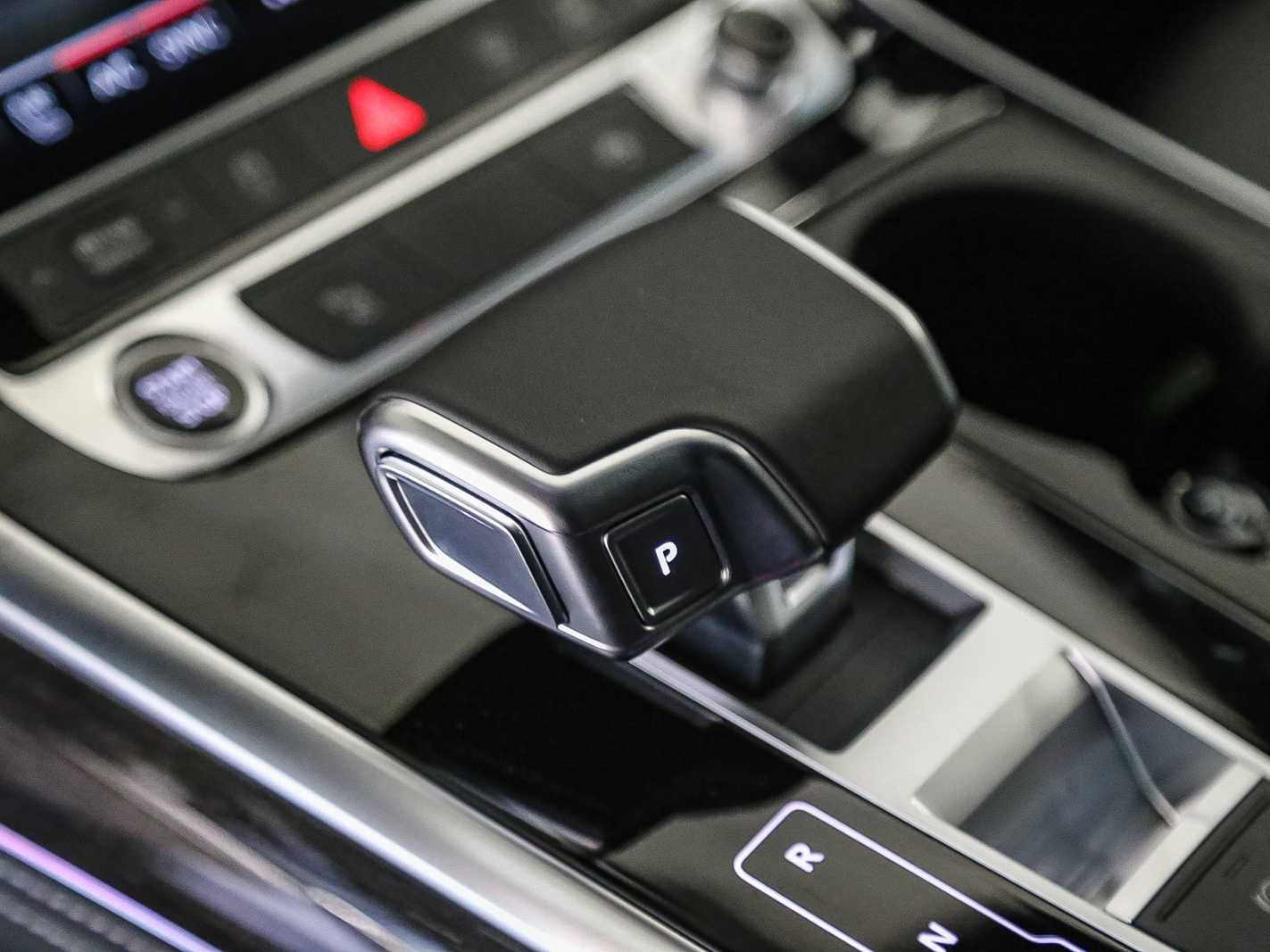 Thumbnail: 2026 Audi Q7 - 19