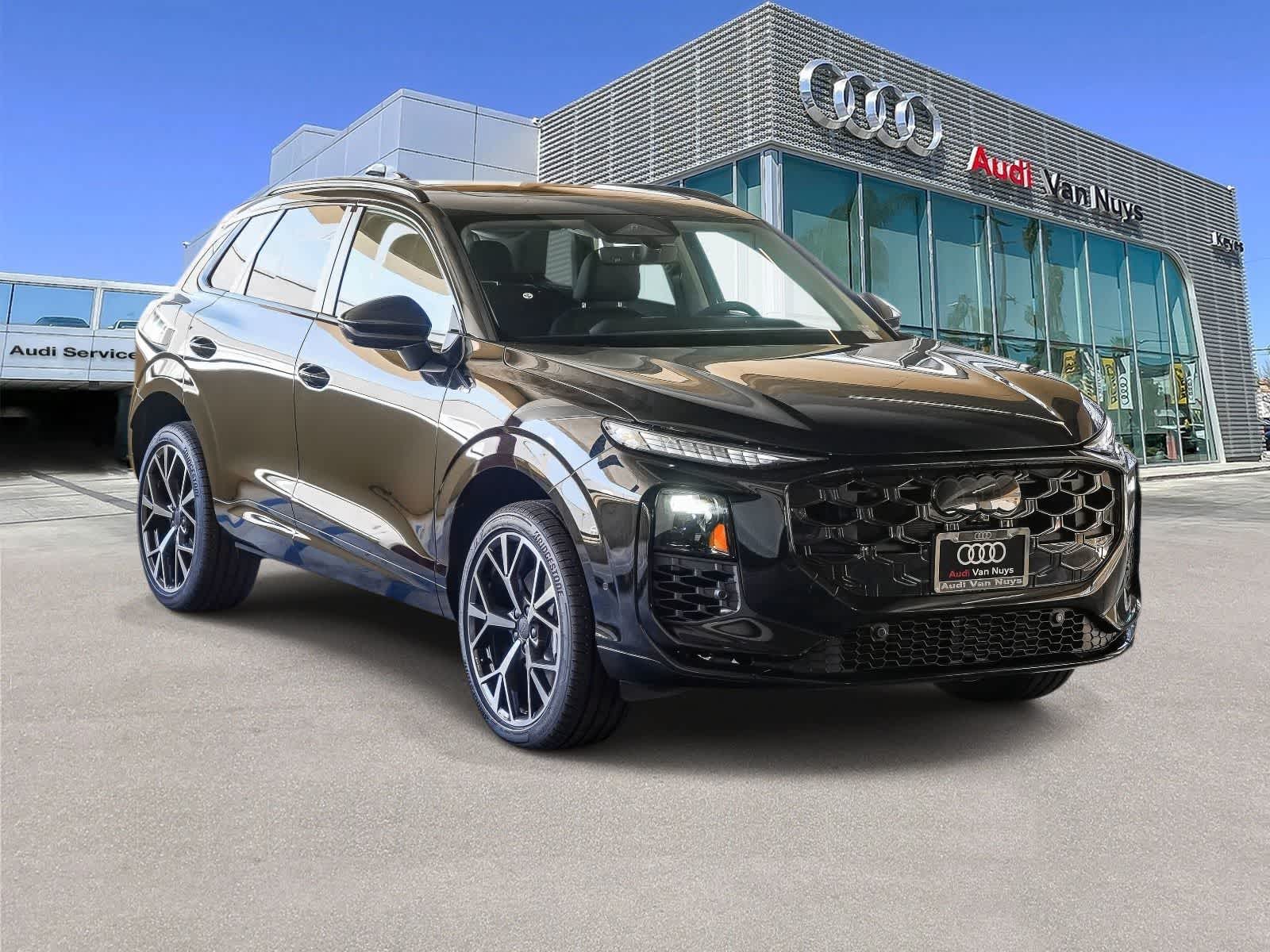 Thumbnail: 2026 Audi Q3 - 3