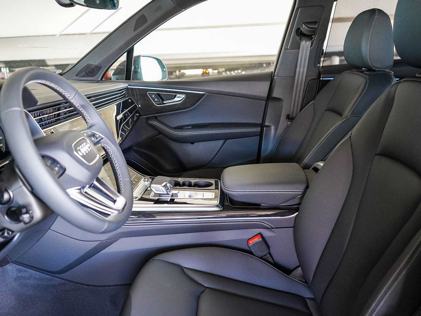 Thumbnail: 2026 Audi Q7 - 19