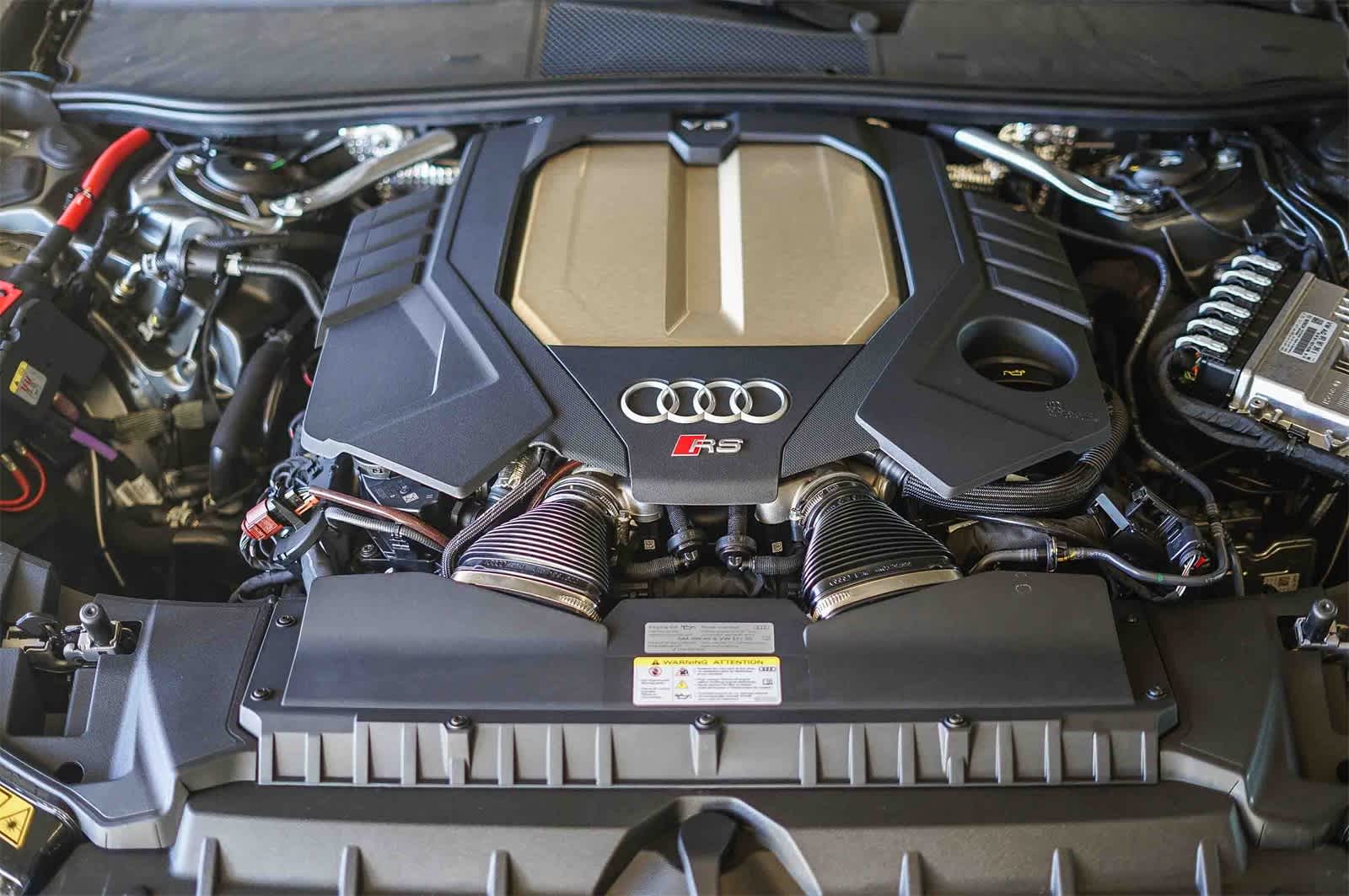 Thumbnail: 2026 Audi RS 6 - 30