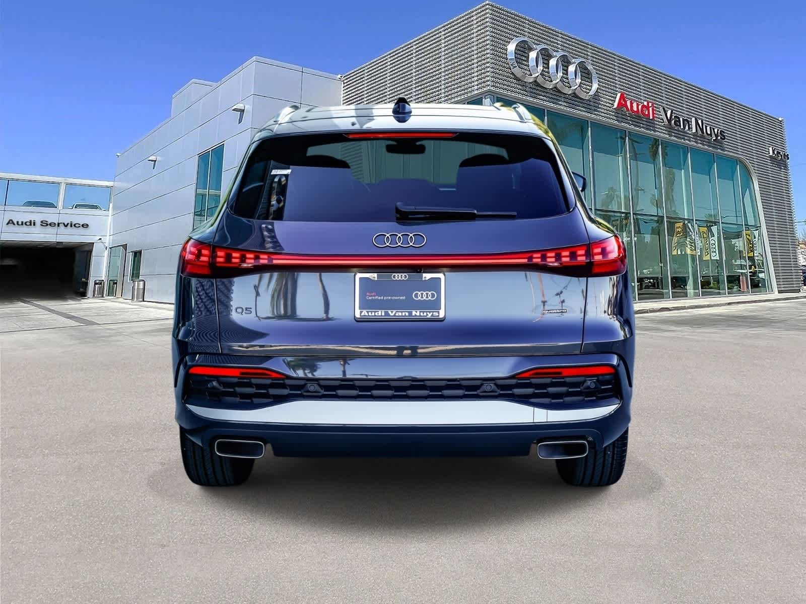 Thumbnail: 2025 Audi Q5 - 3