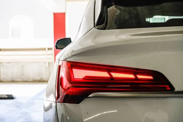 Thumbnail: 2022 Audi Q5 - 9