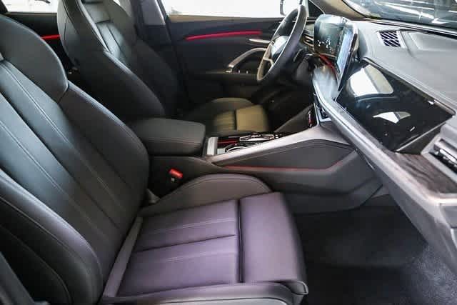 Thumbnail: 2025 Audi Q5 - 16