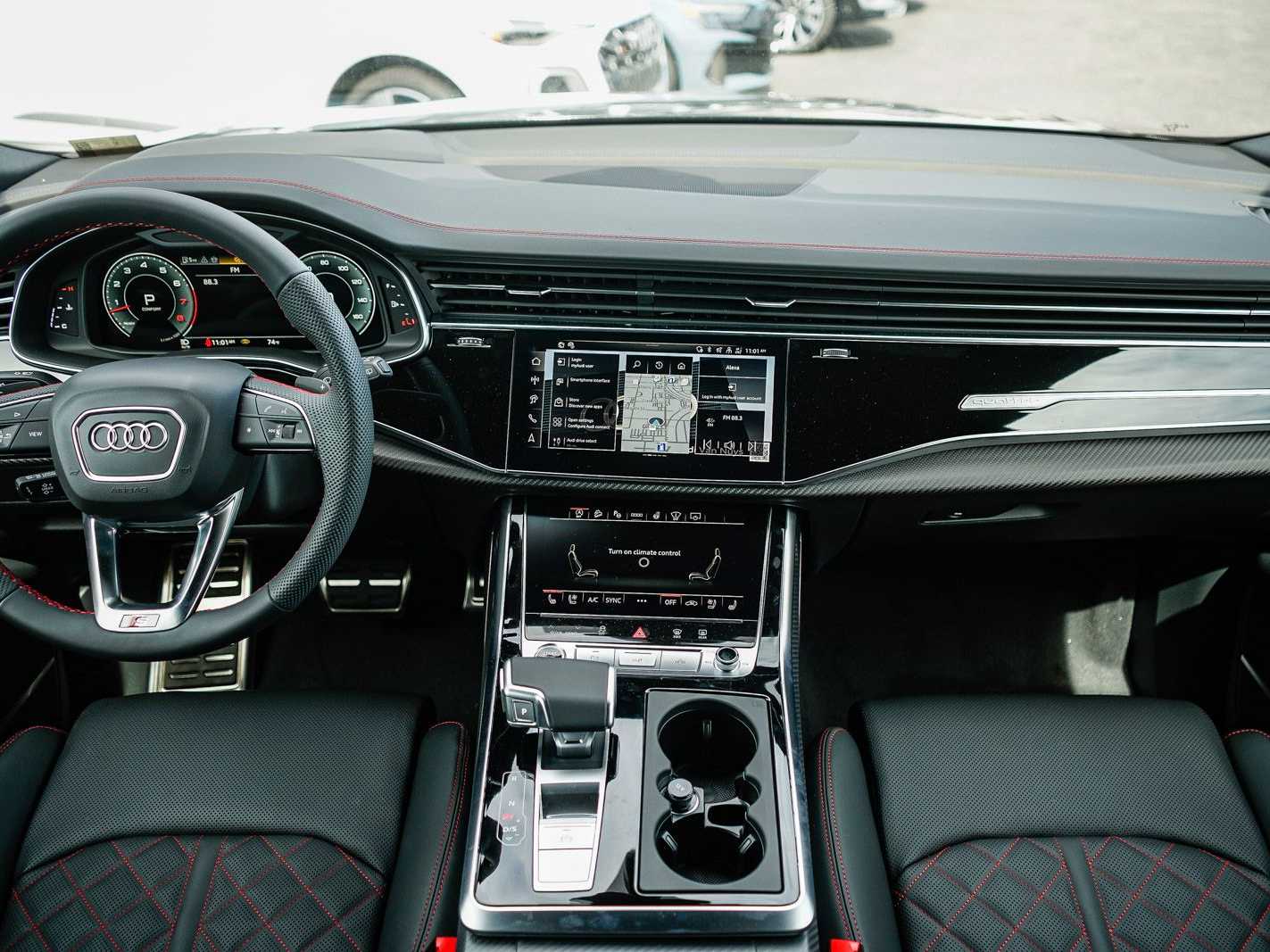 Thumbnail: 2026 Audi Q8 - 12