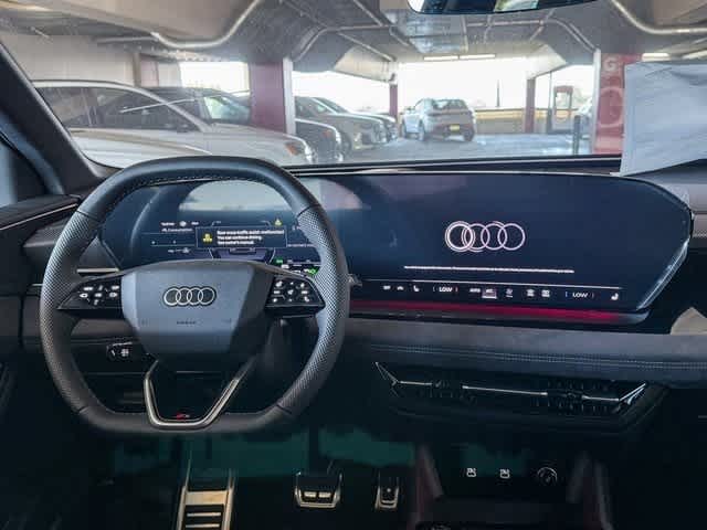 Thumbnail: 2025 Audi SQ6 e-tron - 13