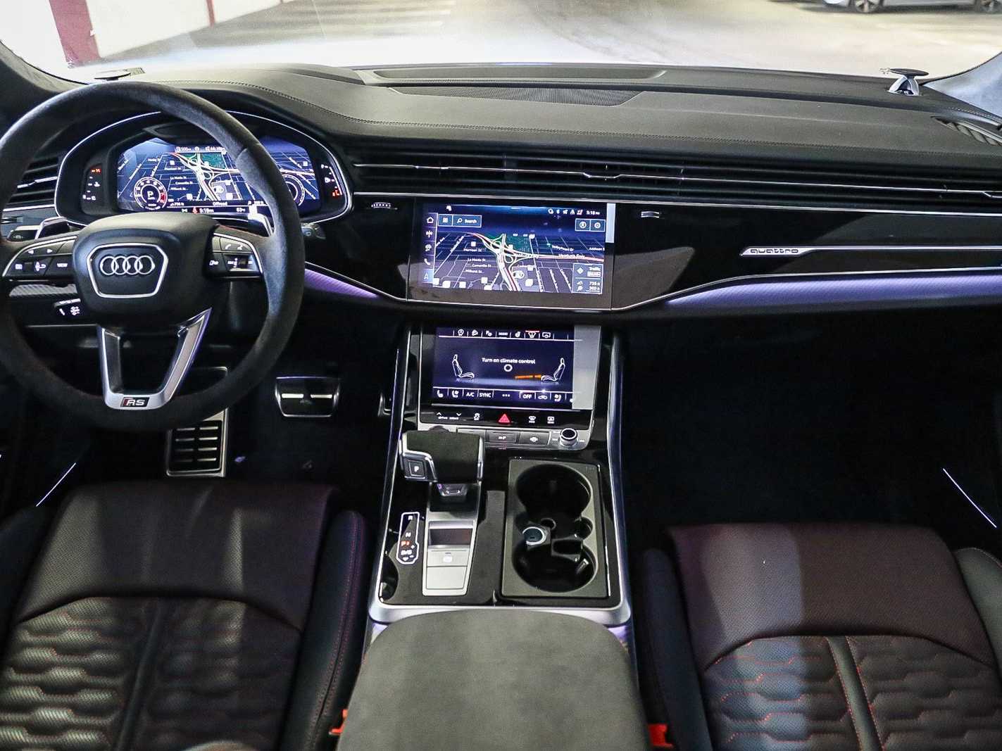 Thumbnail: 2026 Audi RS Q8 - 12
