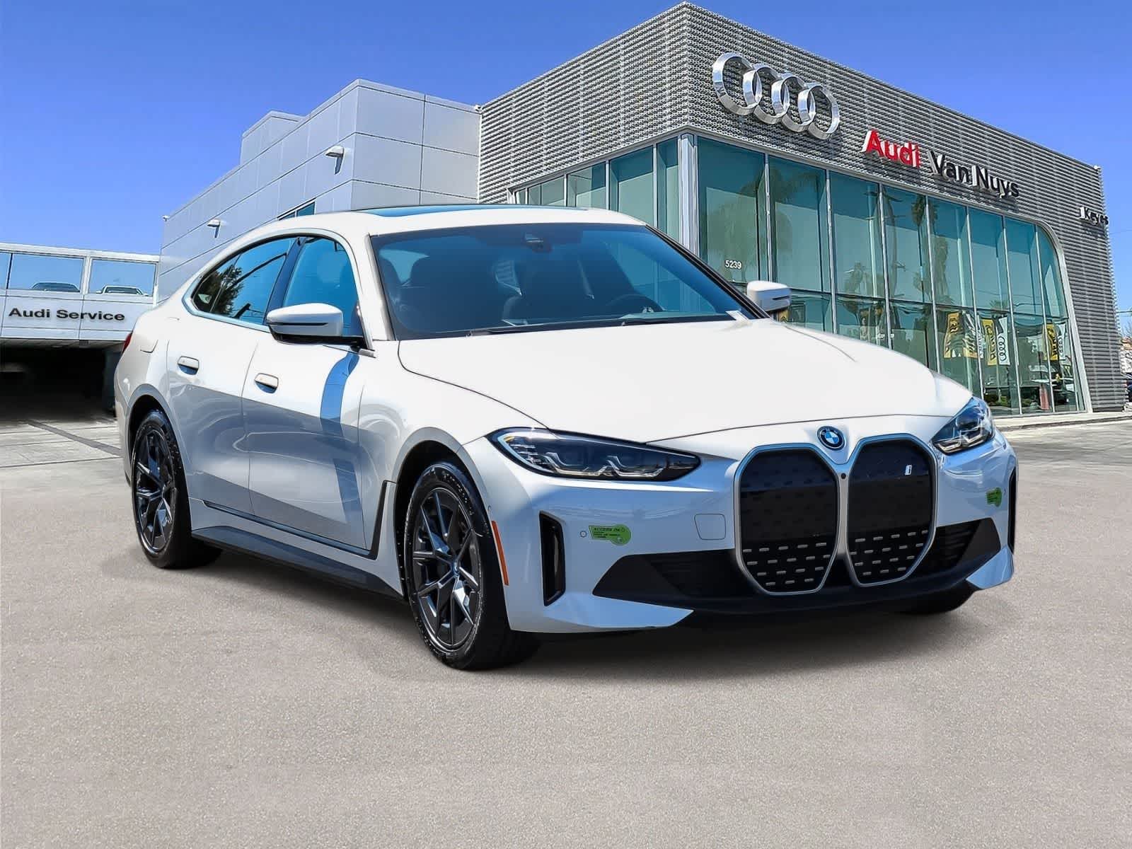 Thumbnail: 2023 BMW i4 - 4