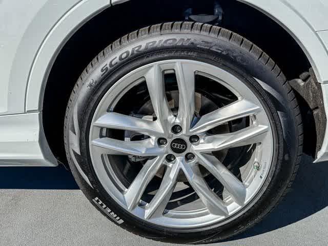 Thumbnail: 2025 Audi Q7 - 8