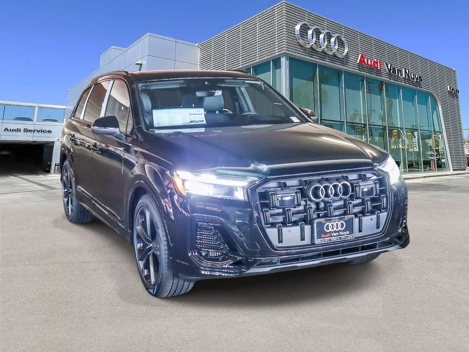 Thumbnail: 2026 Audi Q7 - 3
