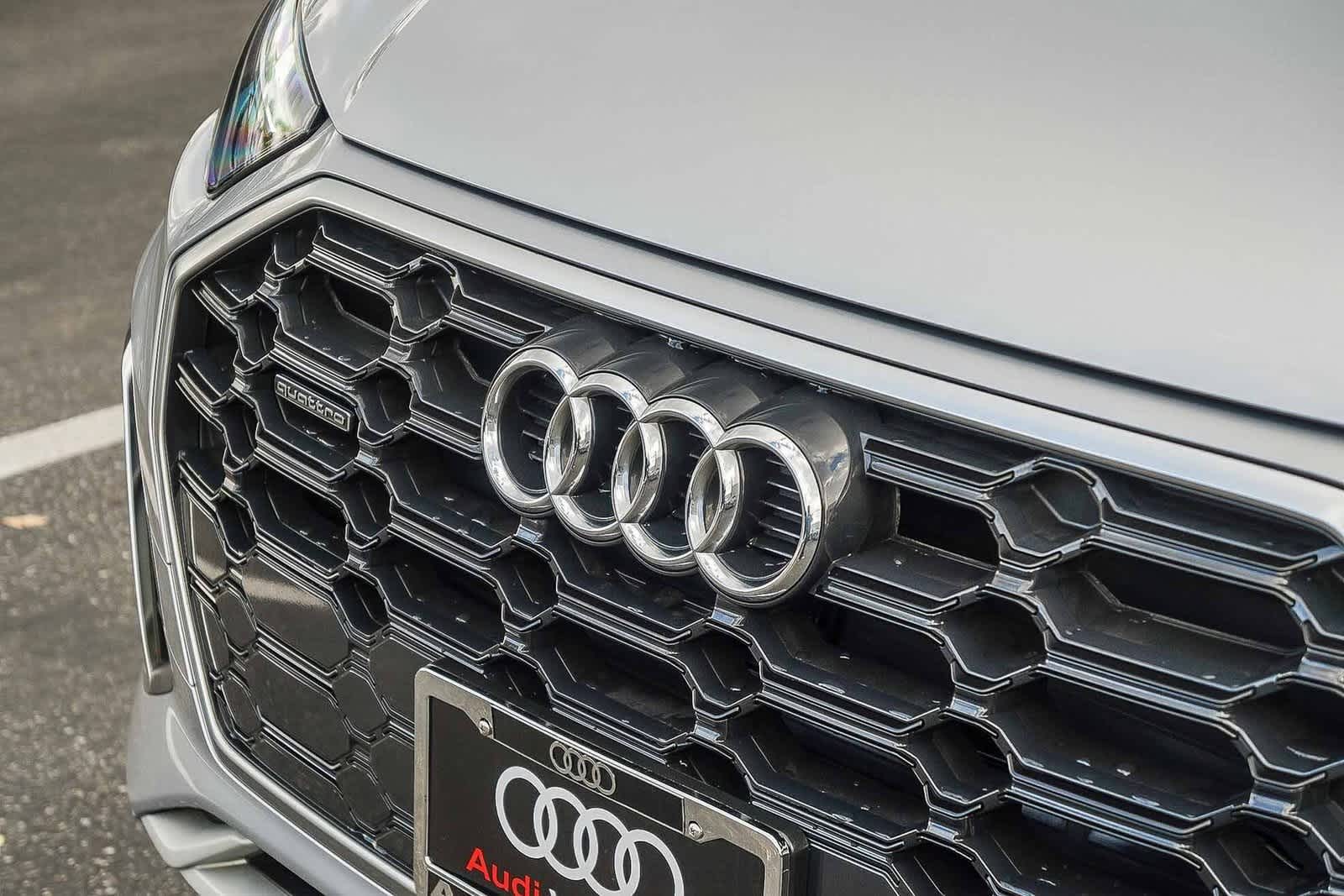 Thumbnail: 2023 Audi Q5 - 9