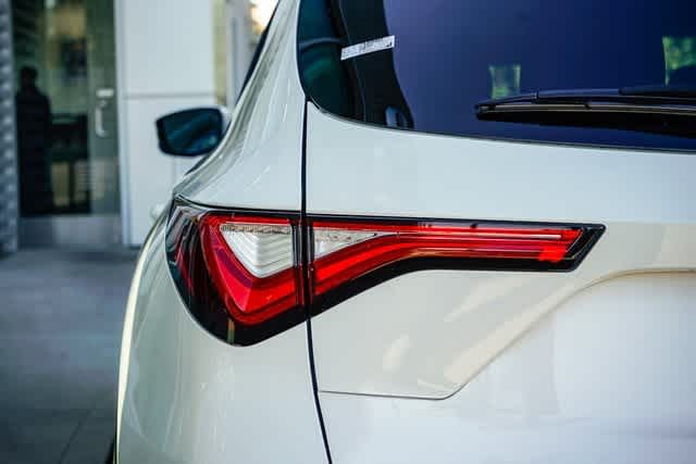 Thumbnail: 2023 Acura MDX - 9