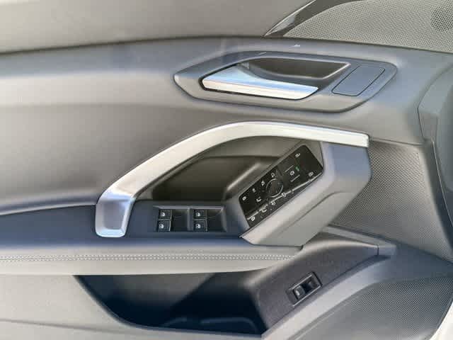 Thumbnail: 2025 Audi Q5 - 22