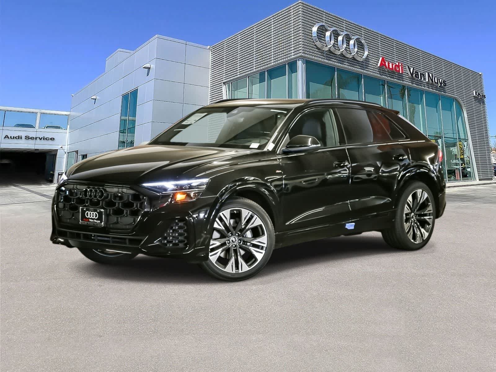 Thumbnail: 2026 Audi Q8 - 1
