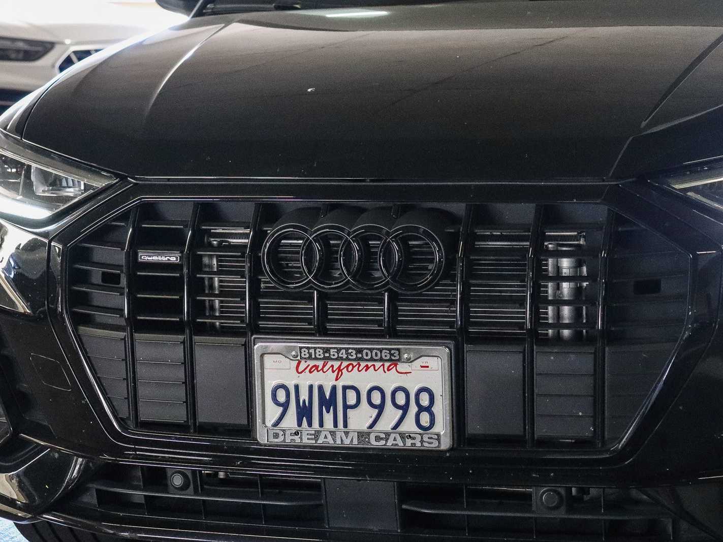 Thumbnail: 2025 Audi Q3 - 8