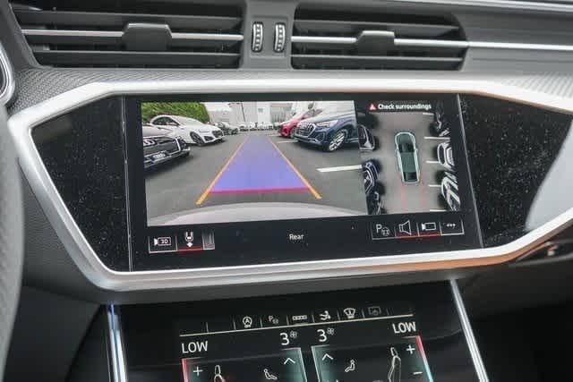 Thumbnail: 2025 Audi RS 7 - 37