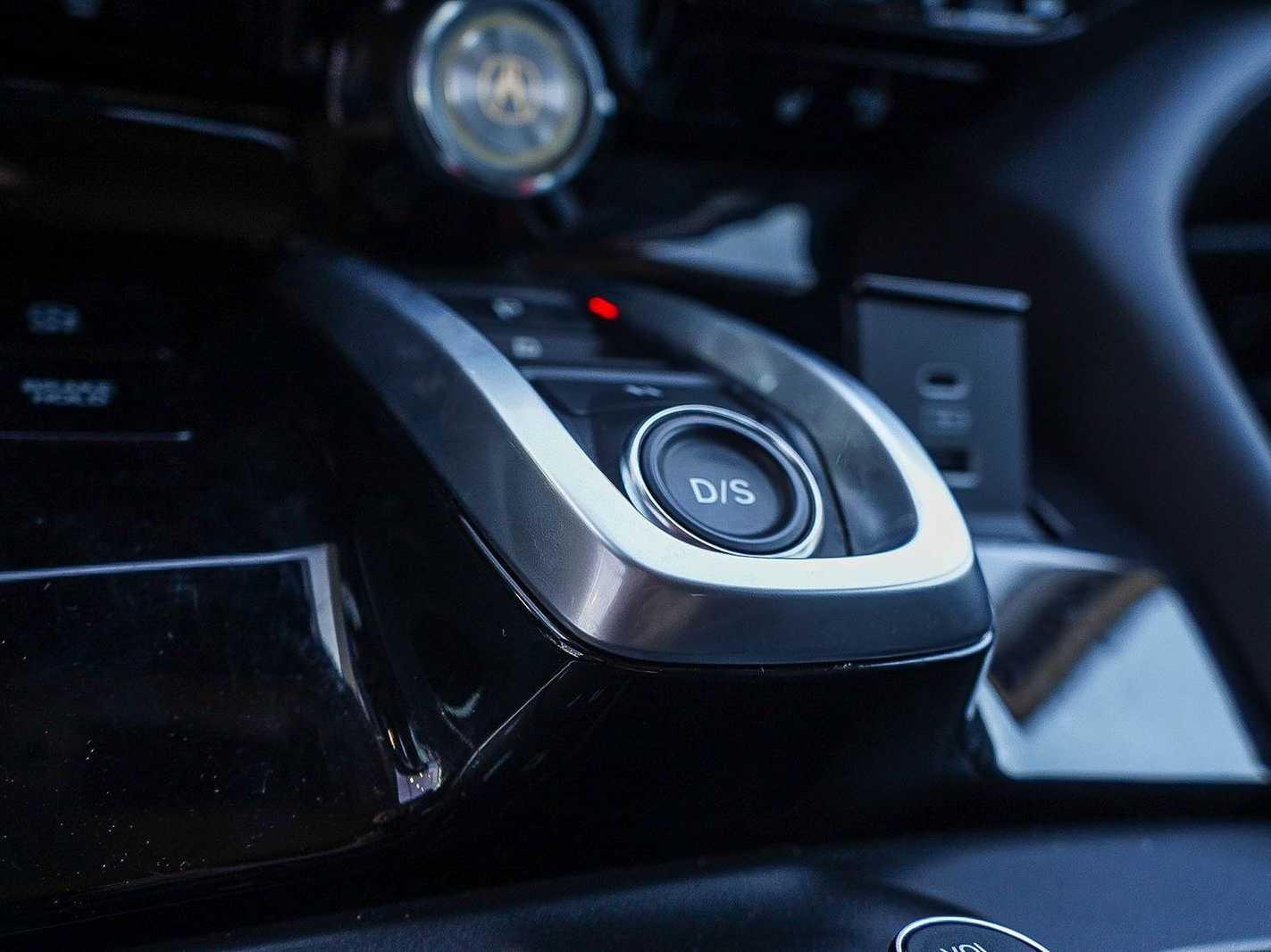 Thumbnail: 2024 Acura MDX - 25