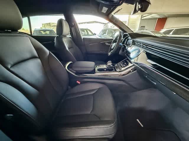 Thumbnail: 2026 Audi Q8 - 17