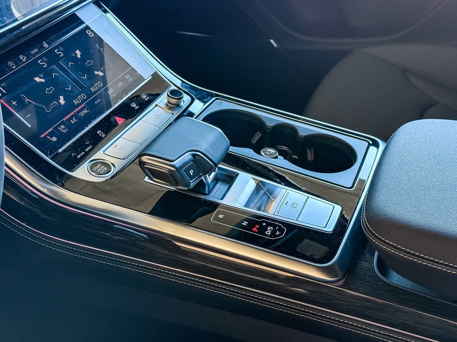 Thumbnail: 2026 Audi Q7 - 20