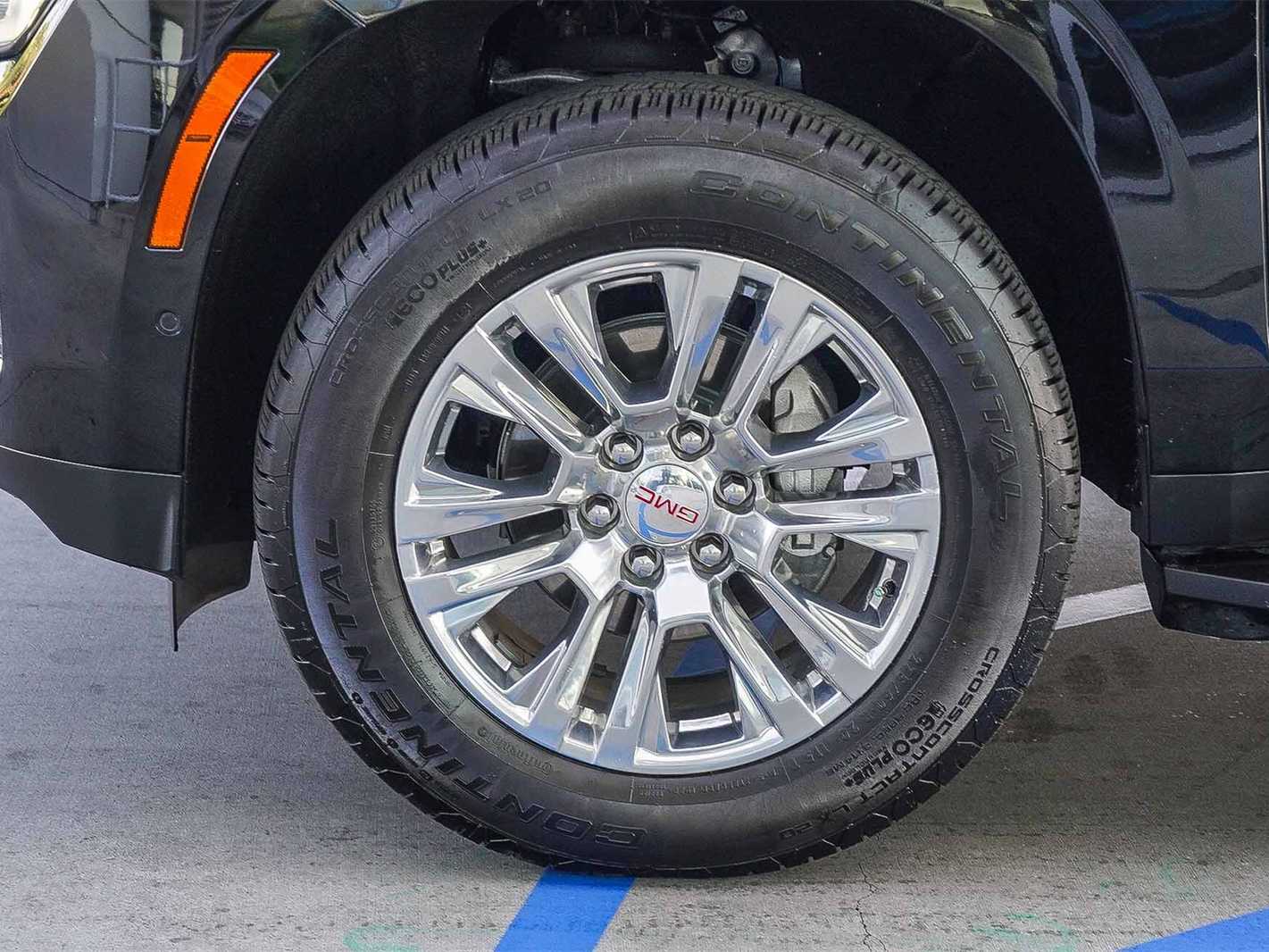 Thumbnail: 2025 GMC Yukon XL - 10