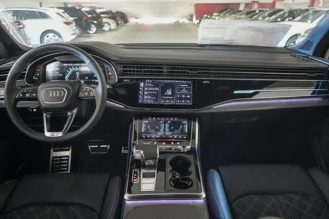 Thumbnail: 2025 Audi SQ7 - 16