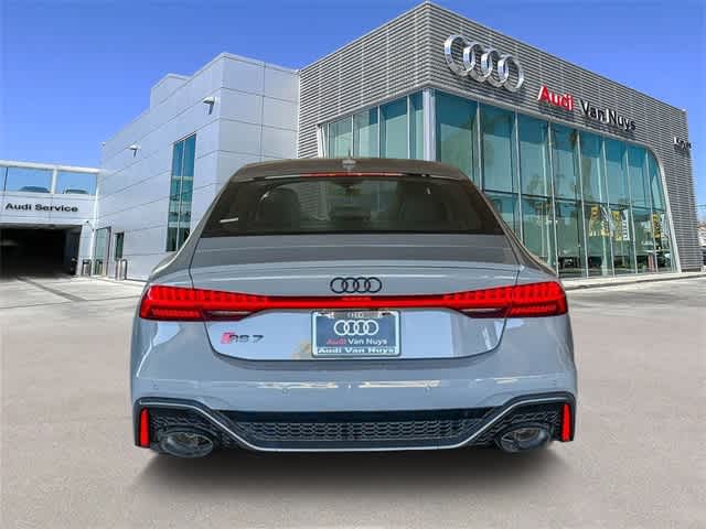 Thumbnail: 2025 Audi RS 7 - 5