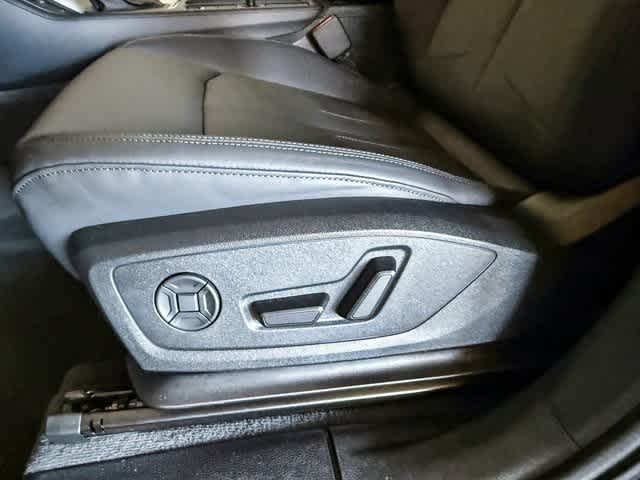 Thumbnail: 2025 Audi Q3 - 21