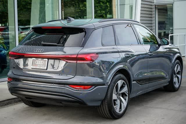 Thumbnail: 2025 Audi Q6 e-tron - 4