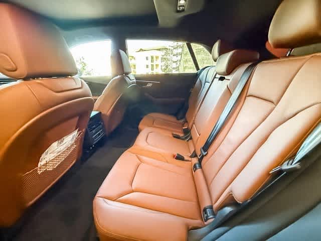 Thumbnail: 2026 Audi Q8 - 18