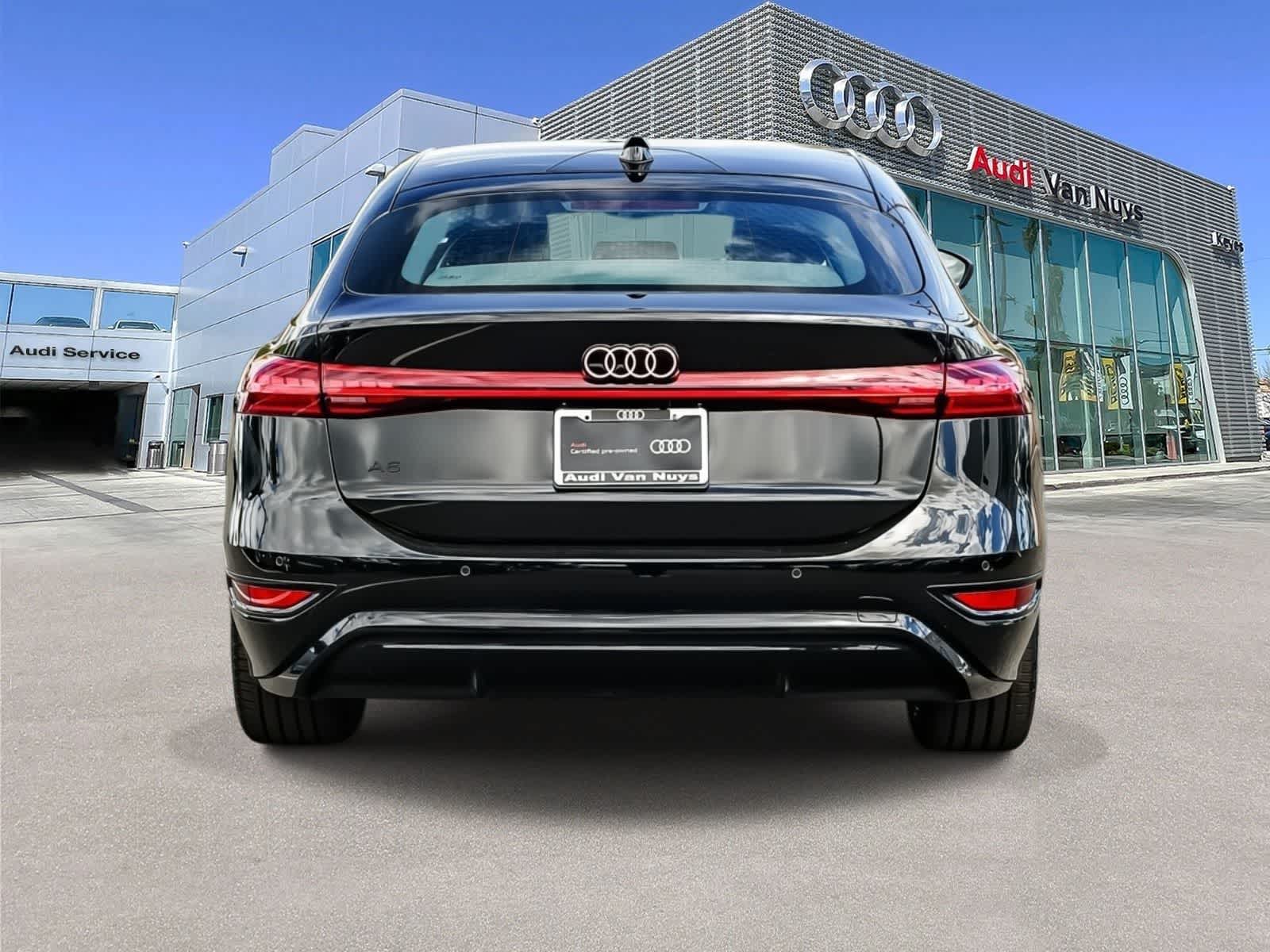 Thumbnail: 2025 Audi e-tron - 3