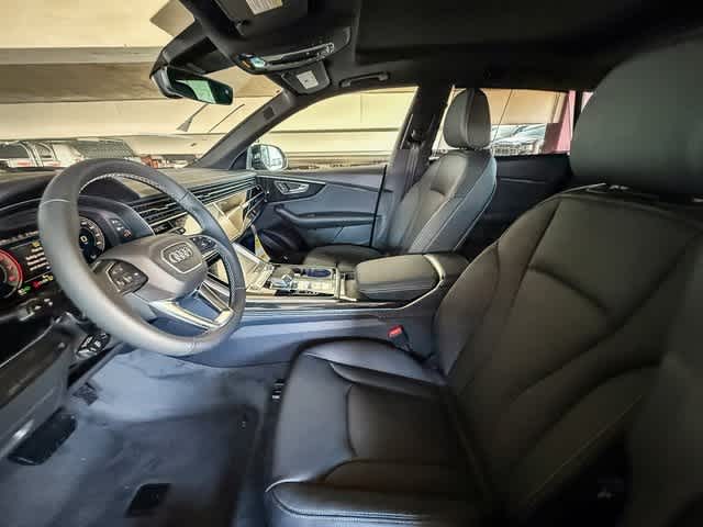 Thumbnail: 2026 Audi Q8 - 19