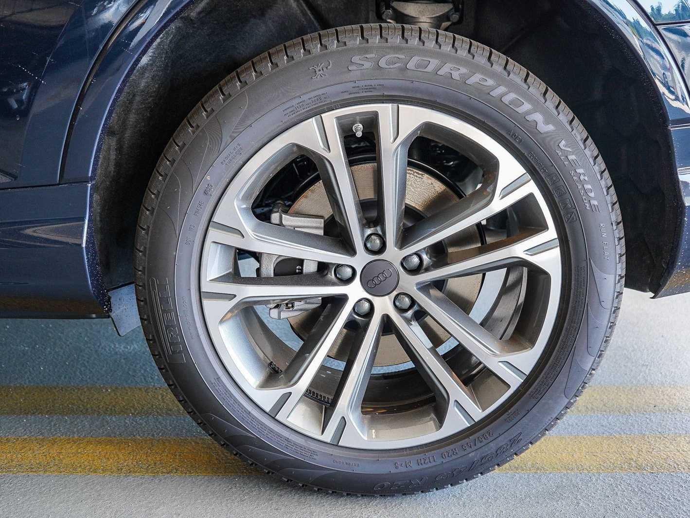 Thumbnail: 2026 Audi Q7 - 8