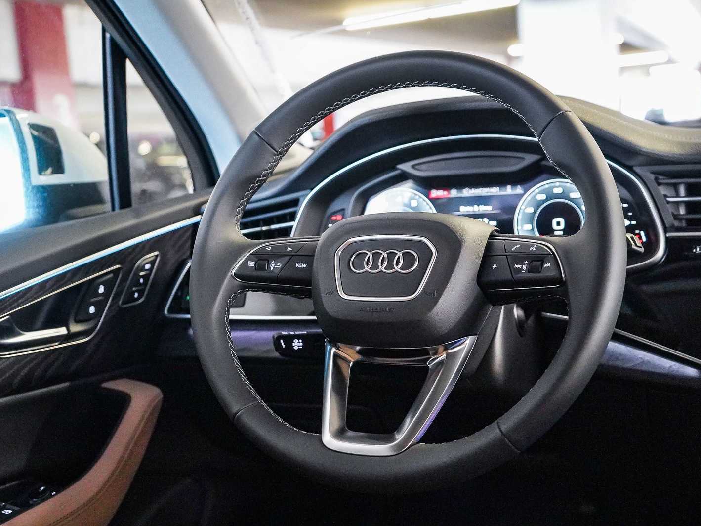 Thumbnail: 2026 Audi Q7 - 15