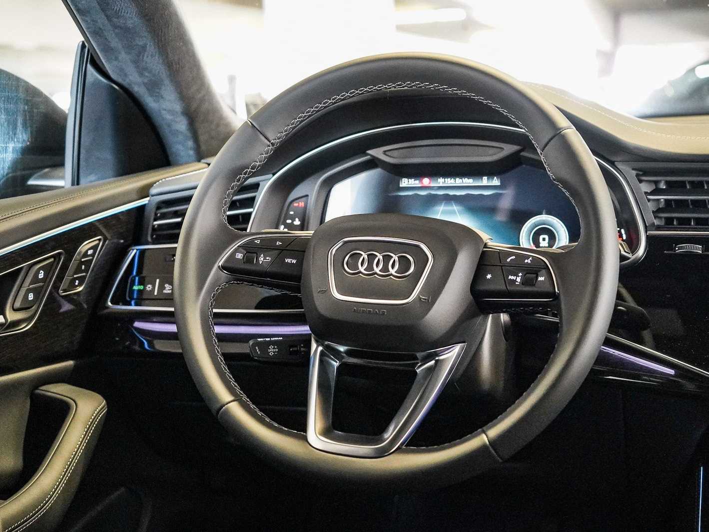 Thumbnail: 2026 Audi Q8 - 15