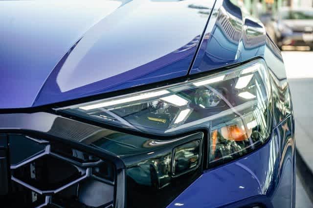 Thumbnail: 2025 Audi RS Q8 - 7