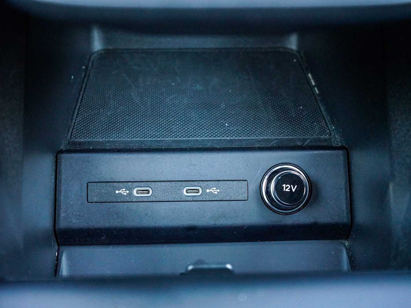 Thumbnail: 2023 Audi Q4 e-tron - 22